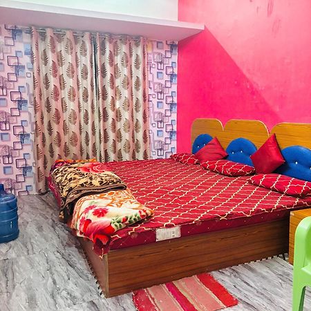 Shivalay Paying Guest House Varanasi Esterno foto